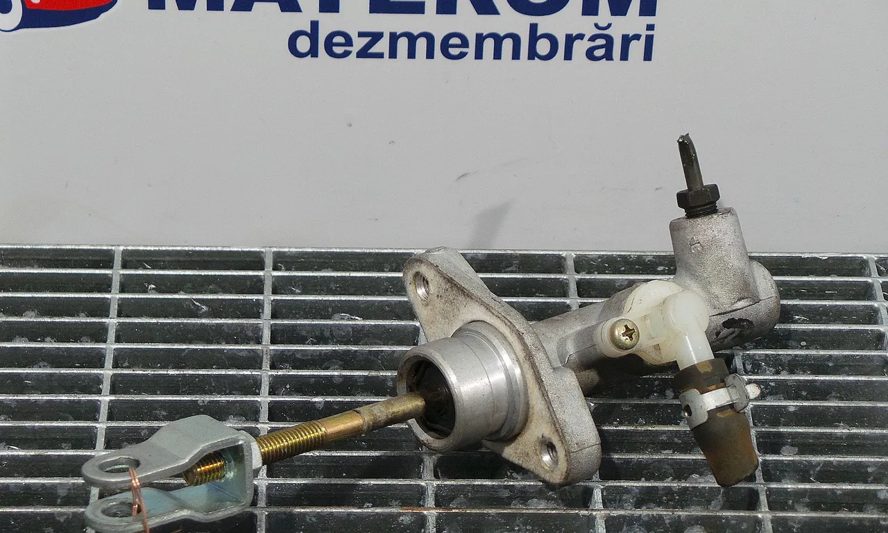 POMPA AMBREIAJ KIA RIO II 2005-2011