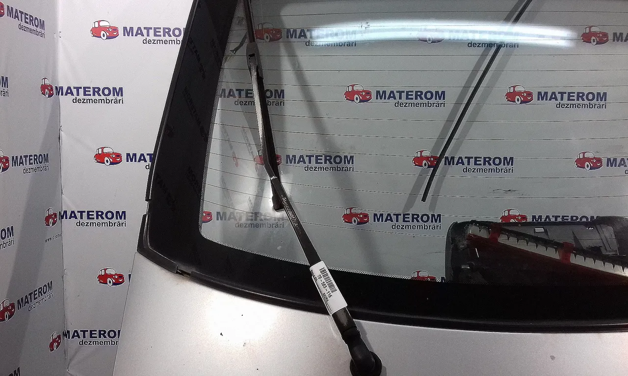 MOTORAS STERGATOR HAION KIA SHUMA II 2001-2004