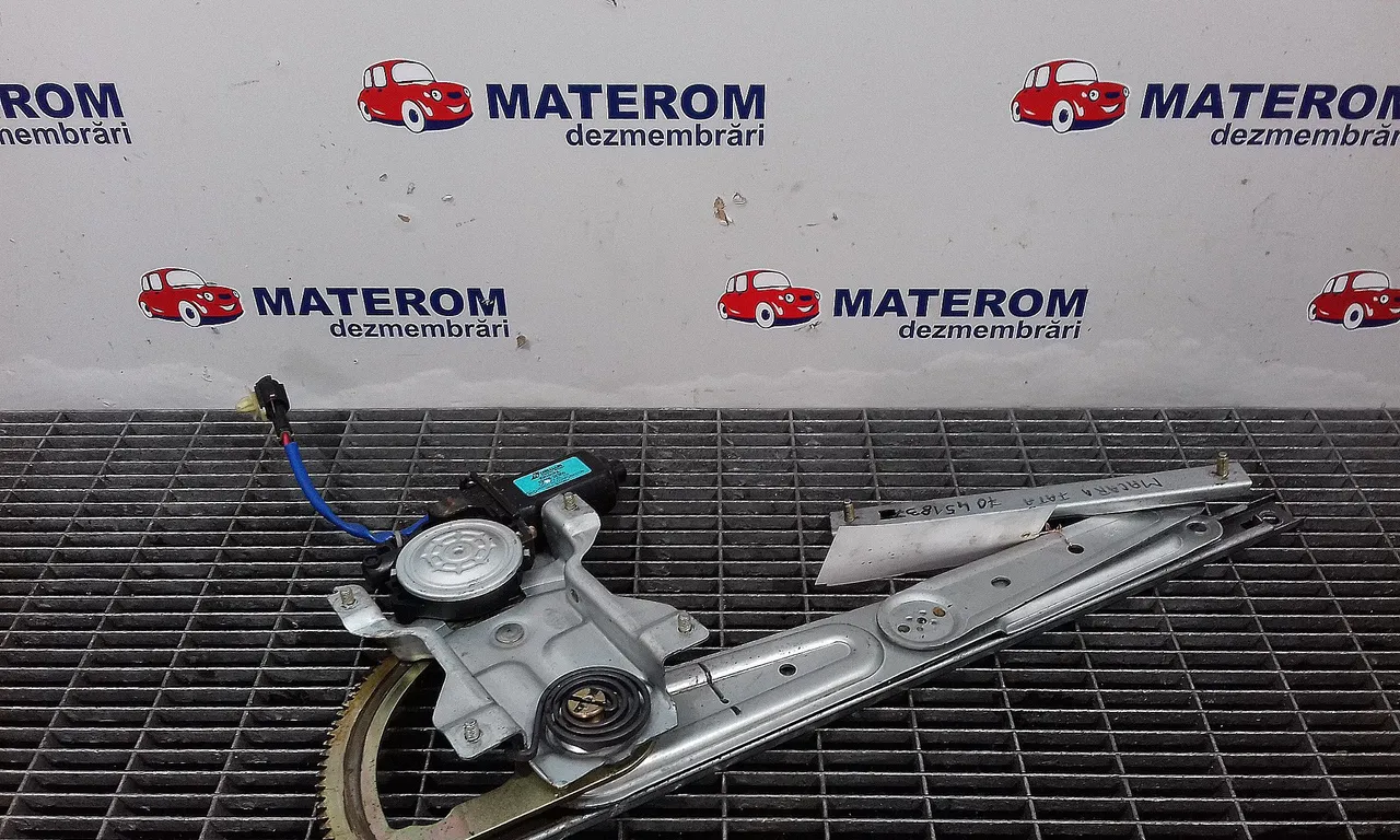 MACARA USA FATA DREAPTA KIA SORENTO I 2002-2011