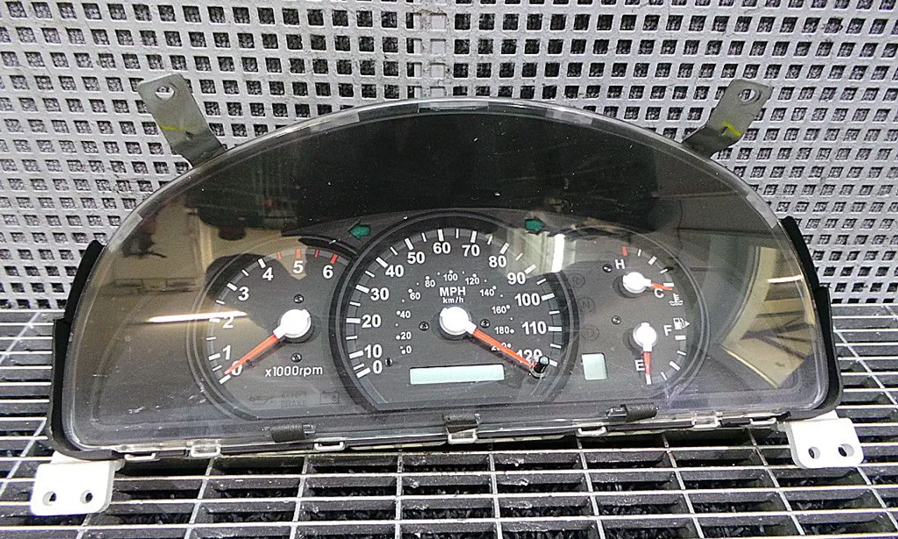 CEAS BORD KIA SORENTO I 2002-2011