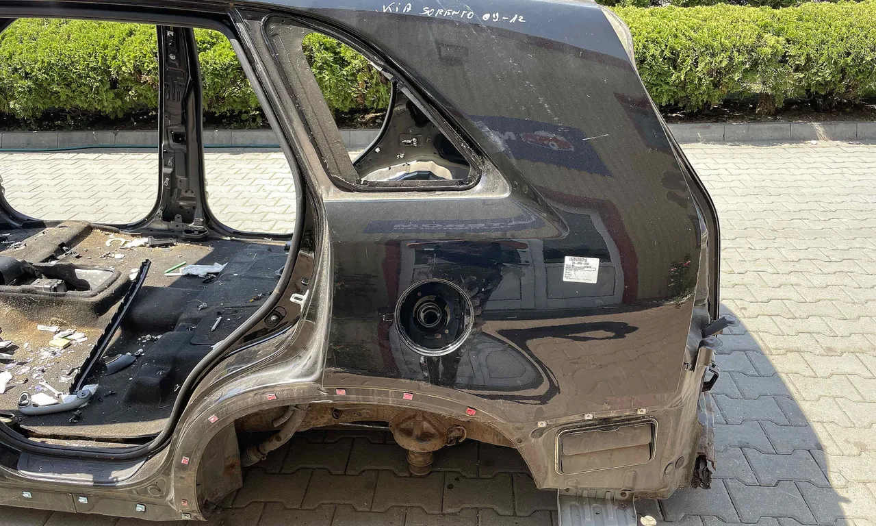 ARIPA SPATE STANGA KIA SORENTO II 2009-2016