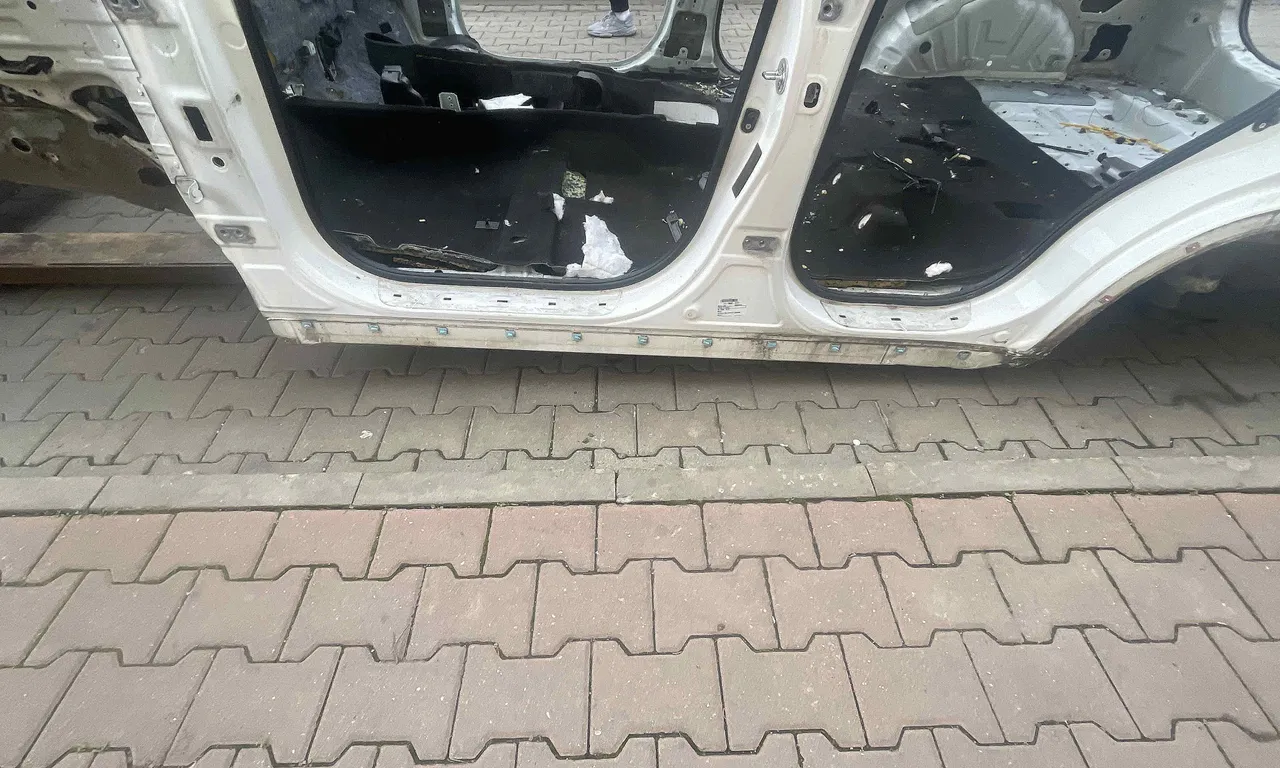 PRAG STANGA KIA SORENTO II 2009-2016
