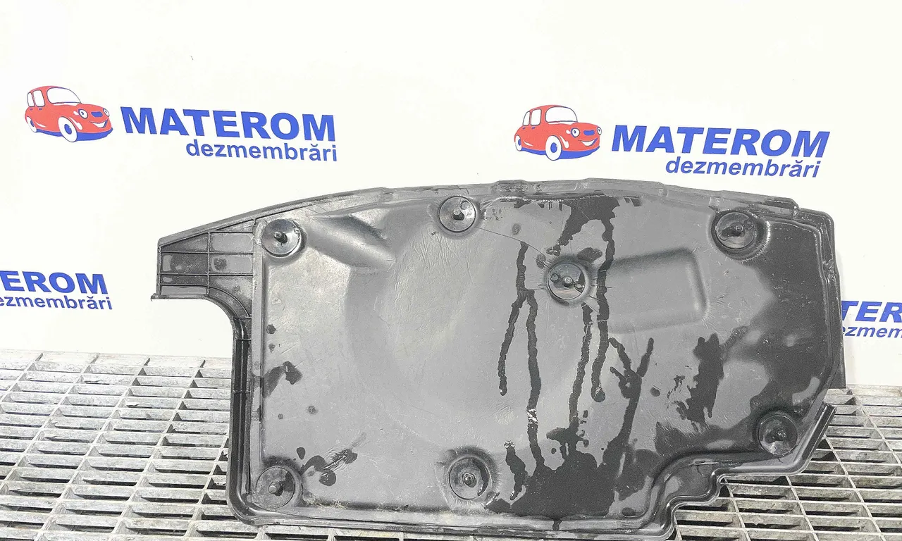 SCUT LATERAL KIA SORENTO II 2009-2016