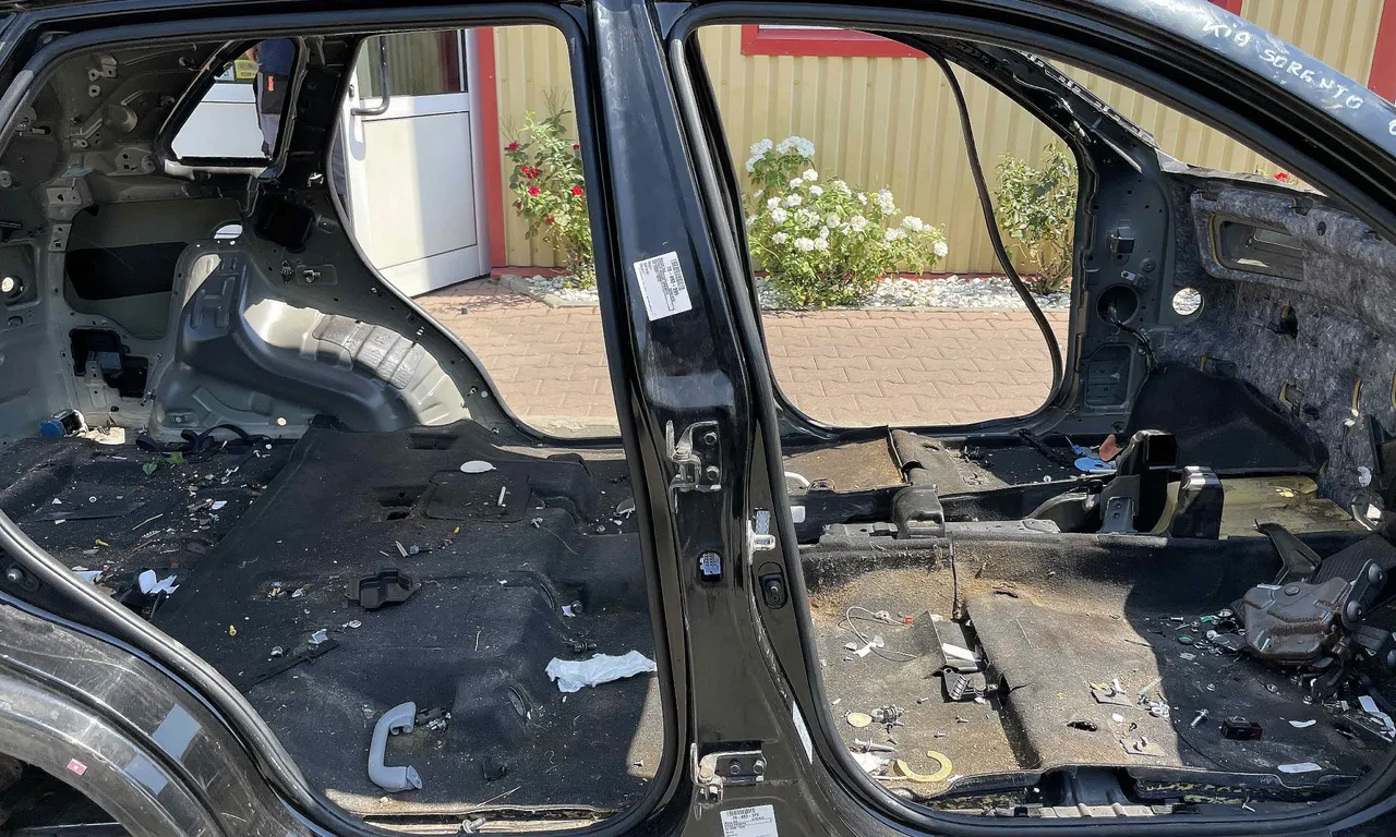 STALP MIJLOC DREAPTA KIA SORENTO II 2009-2016