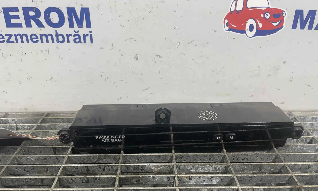 AFISAJ BORD KIA SORENTO II 2009-2016
