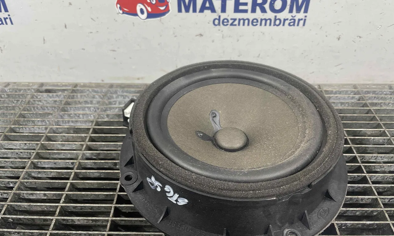 DIFUZOR AUDIO KIA SORENTO II 2009-2016