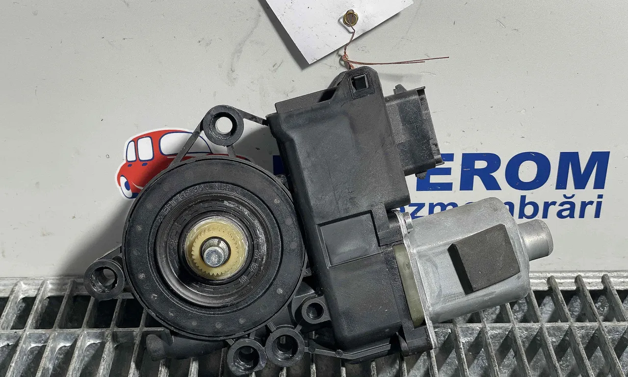 MOTORAS MACARA KIA SORENTO II 2009-2016