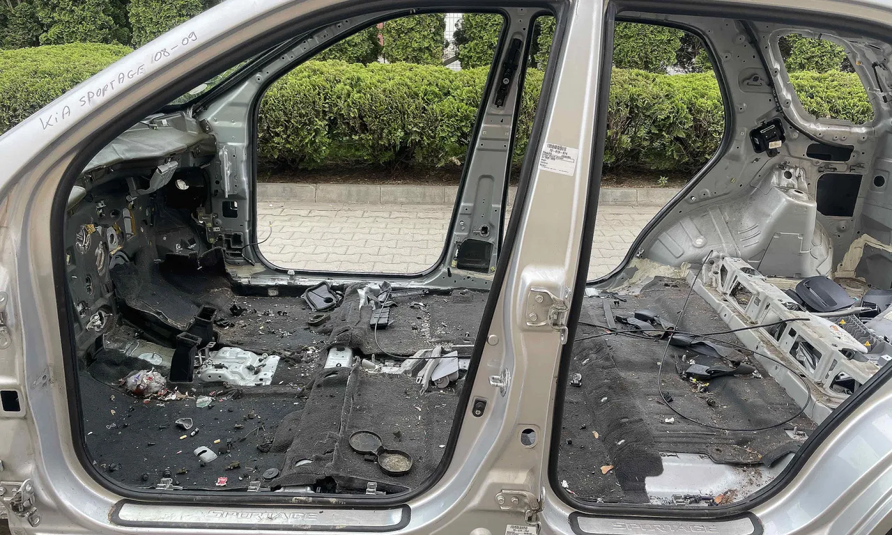 STALP MIJLOC STANGA KIA SPORTAGE II 2004-2011