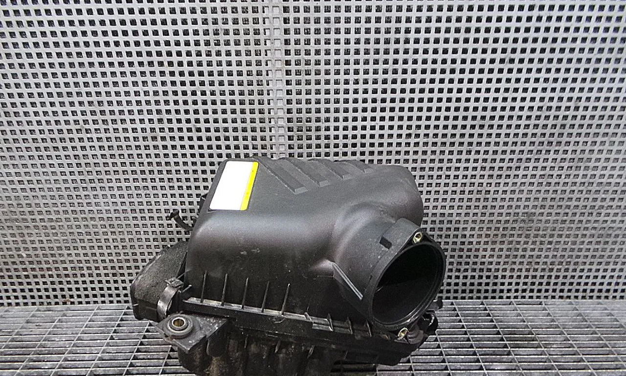 CARCASA FILTRU AER KIA SPORTAGE II 2004-2011