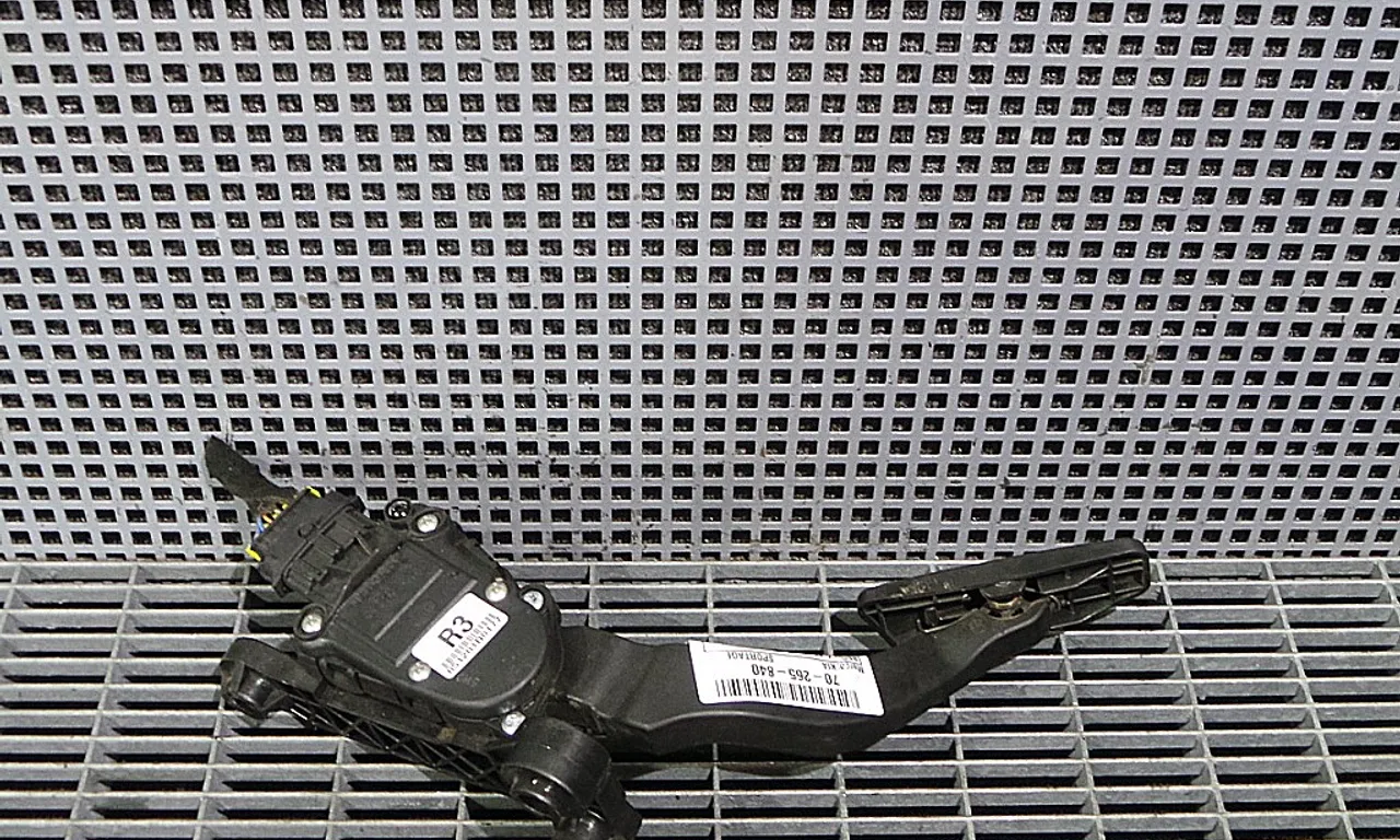 PEDALA ACCELERATIE KIA SPORTAGE II 2004-2011