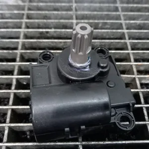 MOTORAS CLAPETA INCALZIRE
