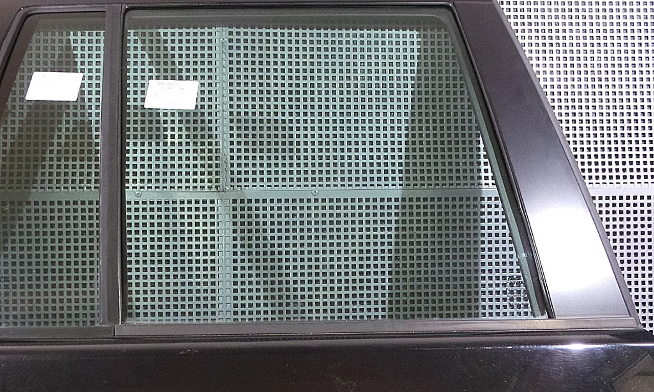 GEAM SPATE MARE DREAPTA LAND ROVER DISCOVERY III 2004-2009