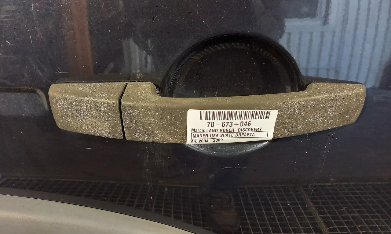 MANER USA SPATE DREAPTA LAND ROVER DISCOVERY III 2004-2009