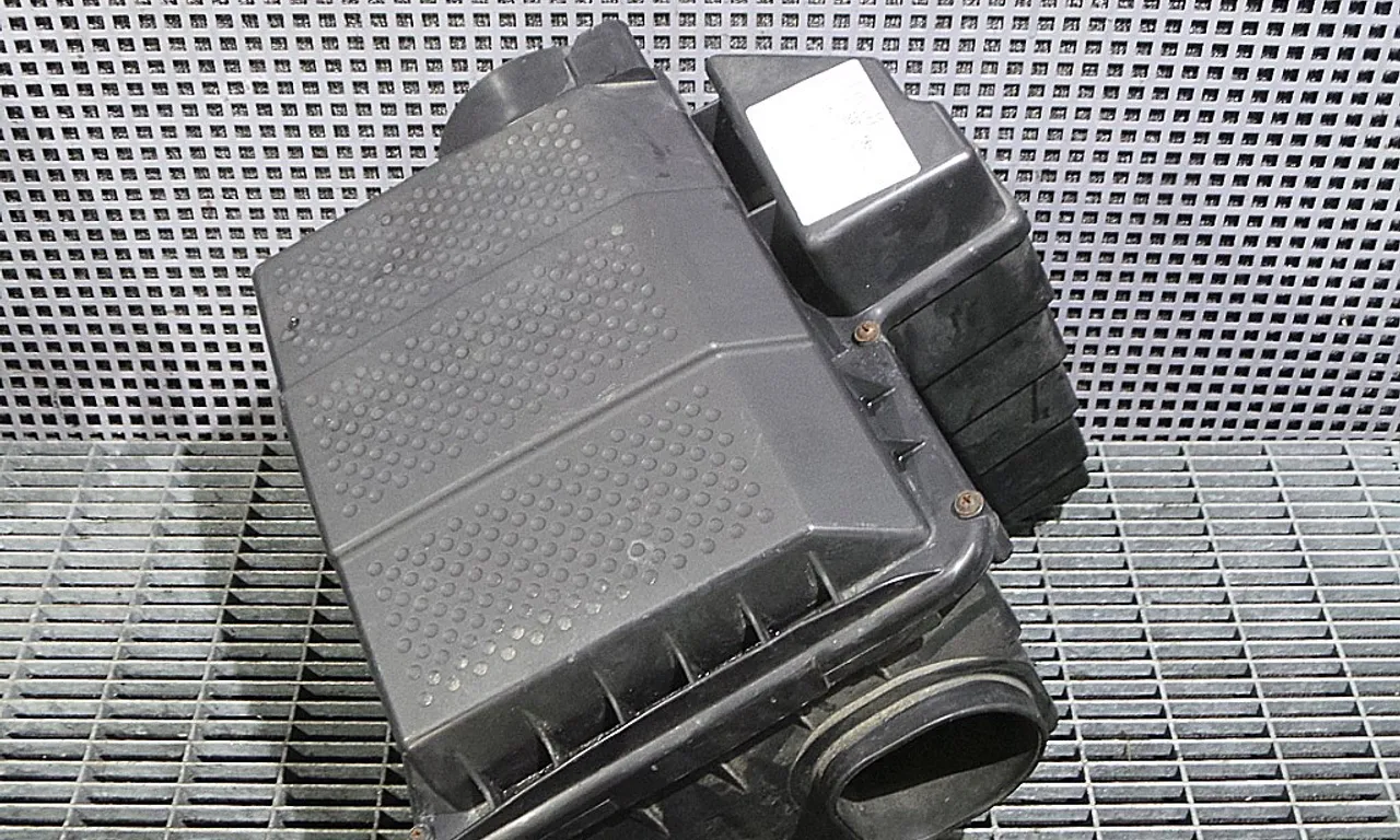 CARCASA FILTRU AER LAND ROVER DISCOVERY III 2004-2009