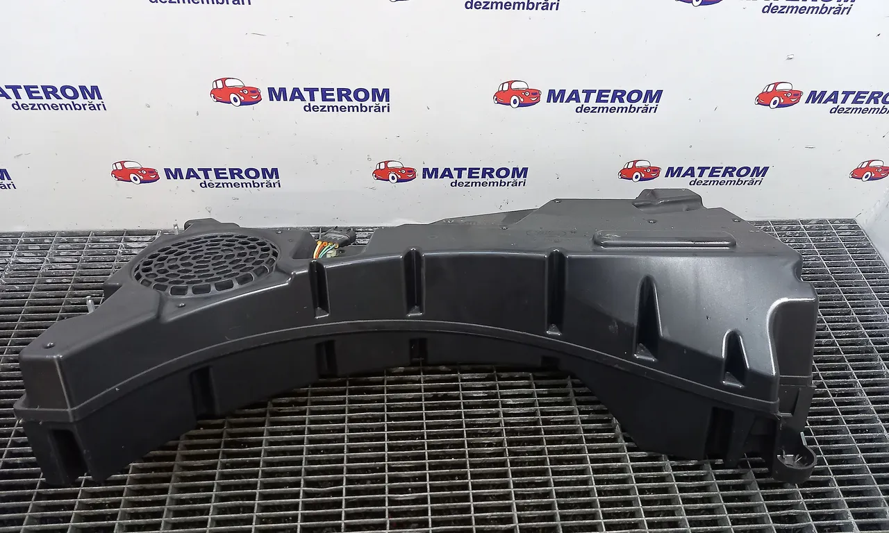 SUBWOOFER LAND ROVER FREELANDER 2 2006-2015