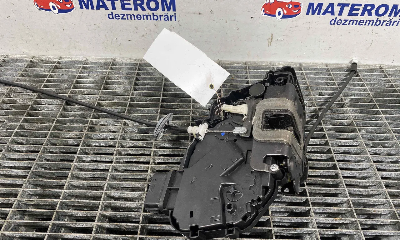 INCUIETOARE USA FATA DREAPTA LAND ROVER FREELANDER 2 VAN 2006-2014