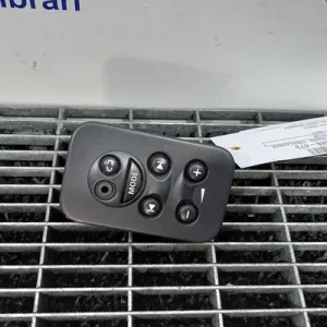 INTRERUPATOR COMENZI AUDIO