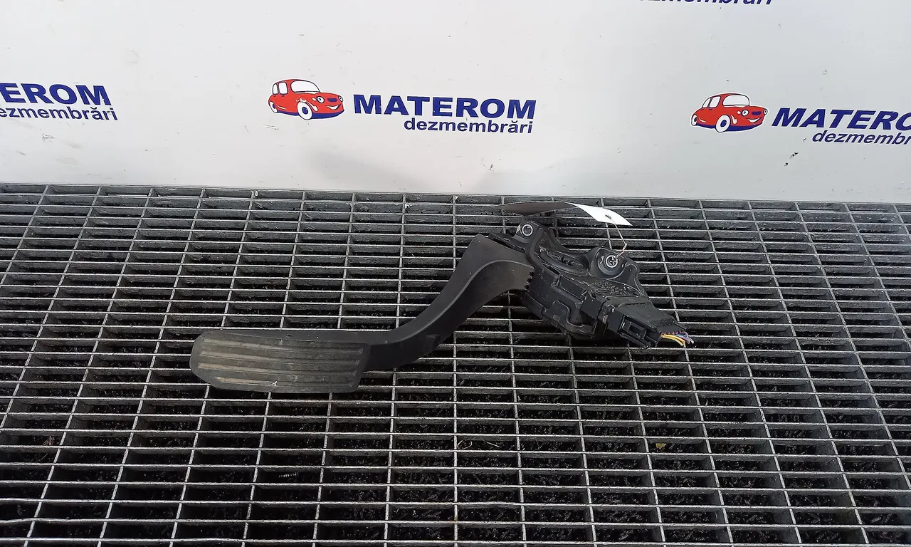 PEDALA ACCELERATIE LAND ROVER FREELANDER 2 VAN 2006-2014