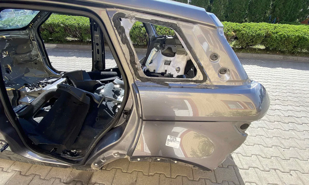 ARIPA SPATE STANGA LAND ROVER RANGE ROVER EVOQUE 2011-2019