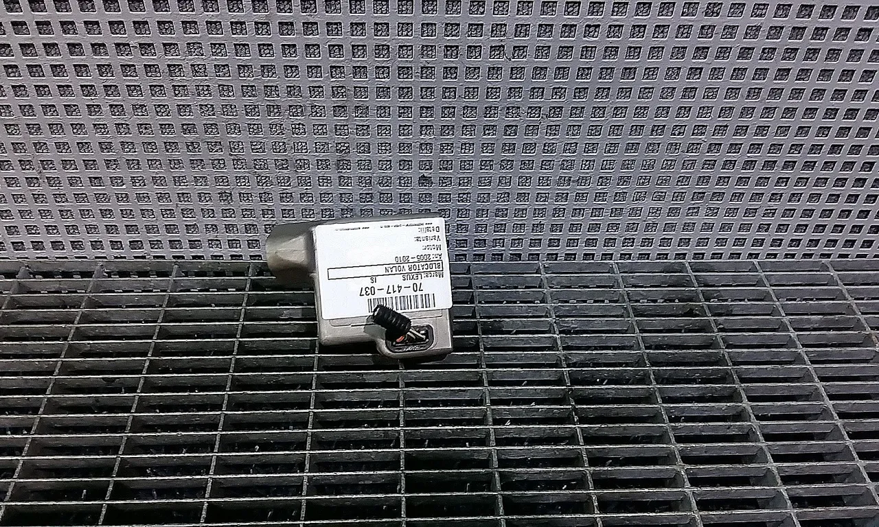 BLOCATOR VOLAN LEXUS IS II 2005-2013