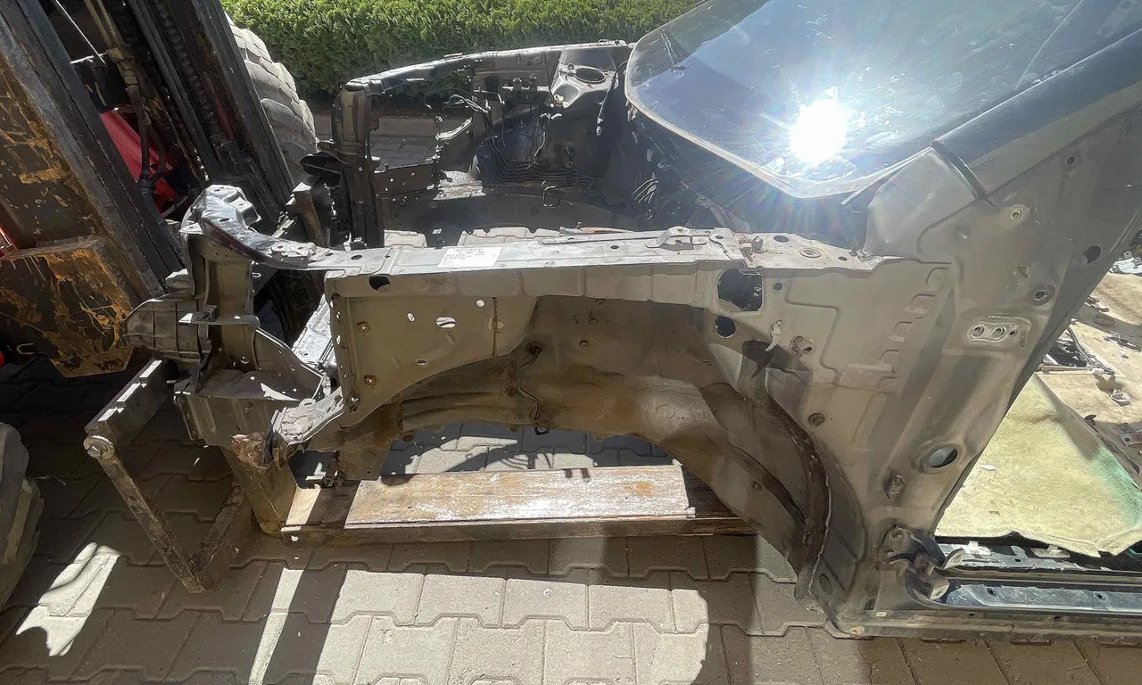 LONJERON STANGA LEXUS RX 2003-2008