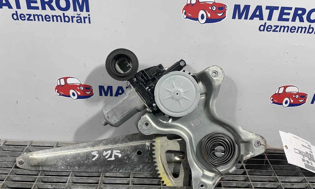 MACARA USA SPATE STANGA LEXUS RX 2003-2008