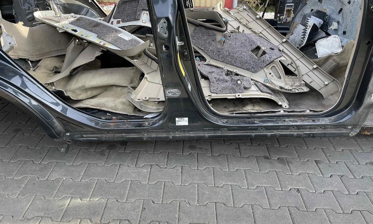 PRAG DREAPTA LEXUS RX 2003-2008