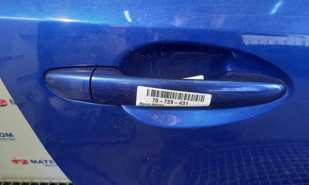 MANER USA SPATE DREAPTA MAZDA 2 2007-2015