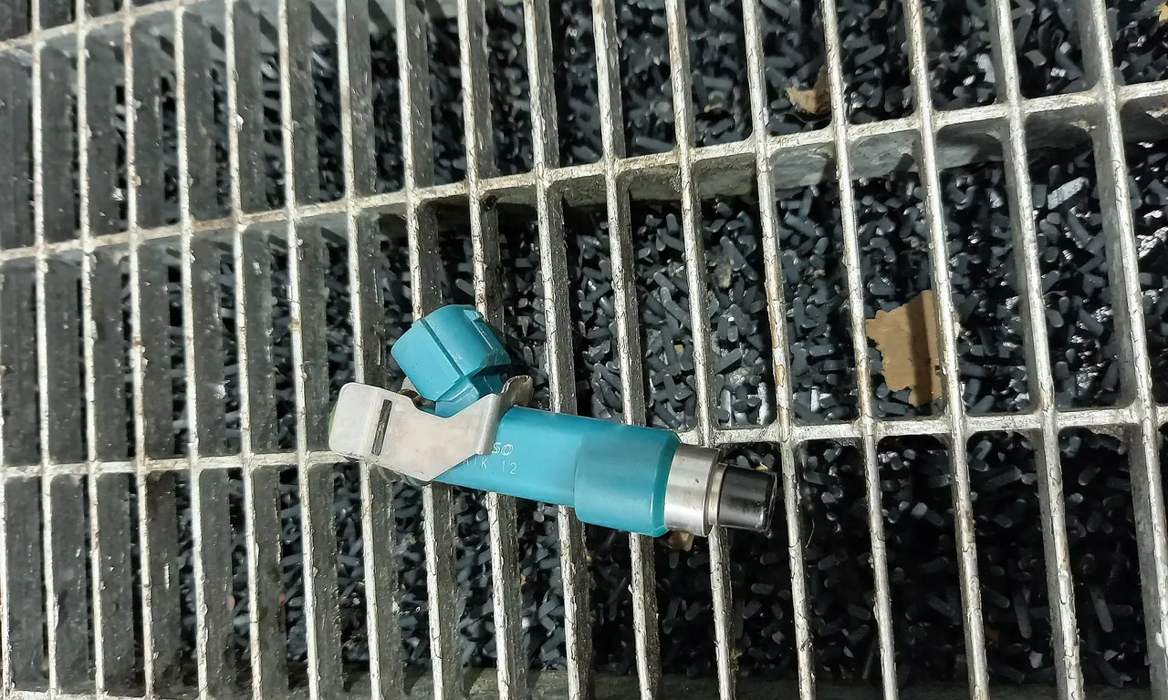 INJECTOR MAZDA 2 2007-2015