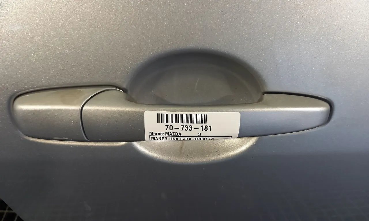 MANER USA FATA DREAPTA MAZDA 3 2003-2009