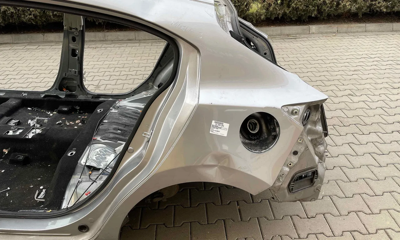 ARIPA SPATE STANGA MAZDA 3 2013-2019