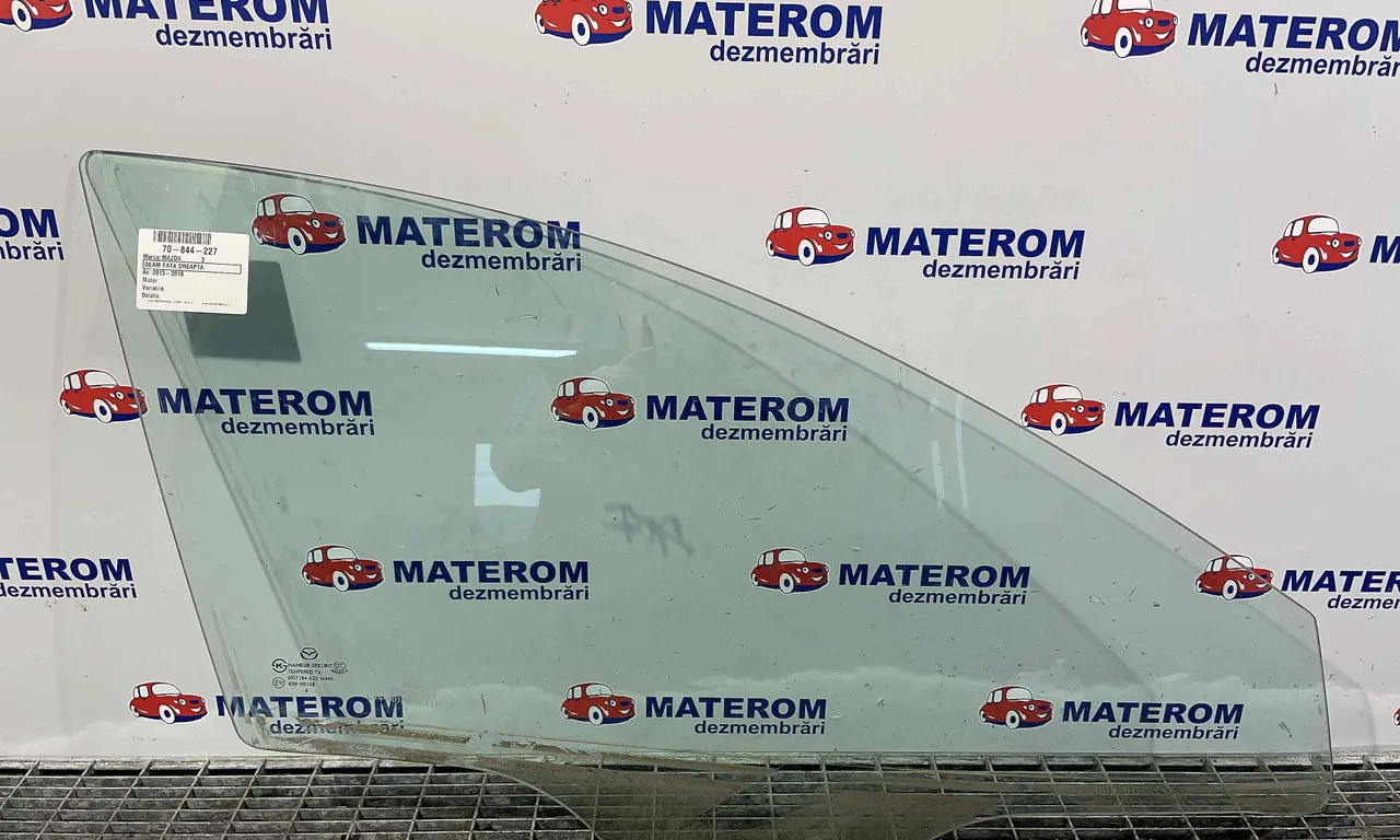 GEAM FATA DREAPTA MAZDA 3 2013-2019