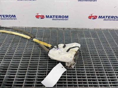 INCUIETOARE USA FATA DREAPTA MAZDA 3 2.2 D 2013-2019 oe BJE758310B, vedere frontata