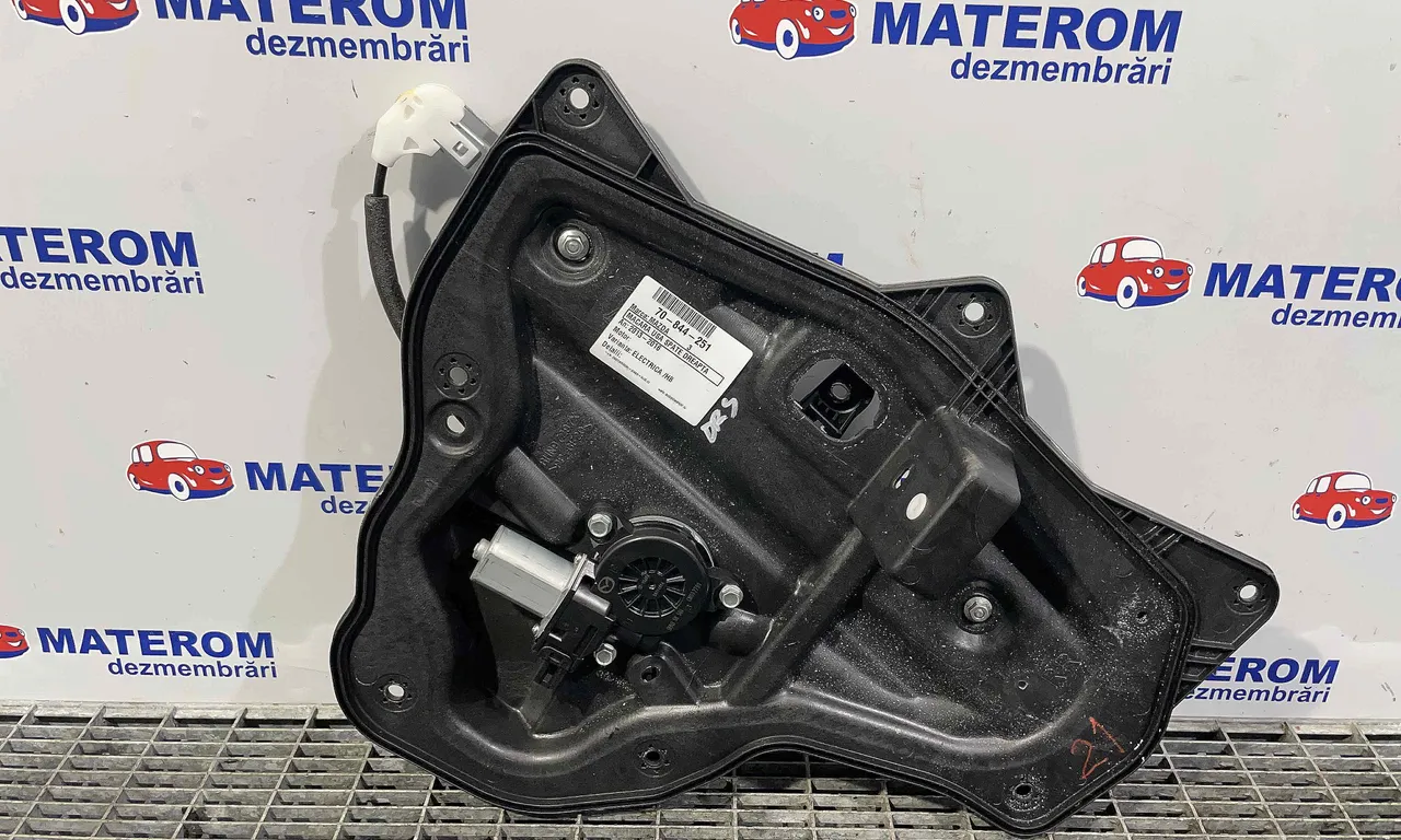 MACARA USA SPATE DREAPTA MAZDA 3 2013-2019