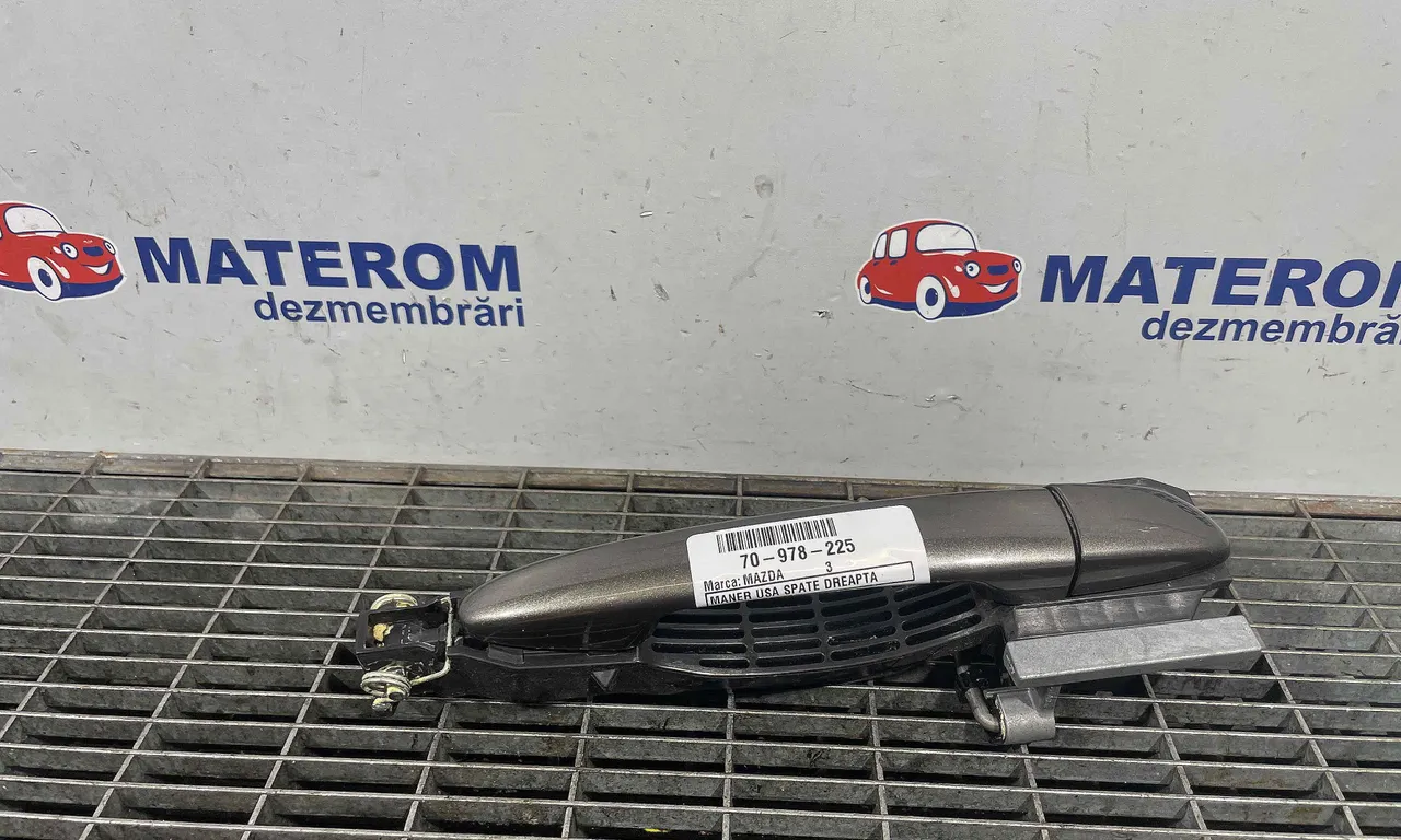 MANER USA SPATE DREAPTA MAZDA 3 2013-2019