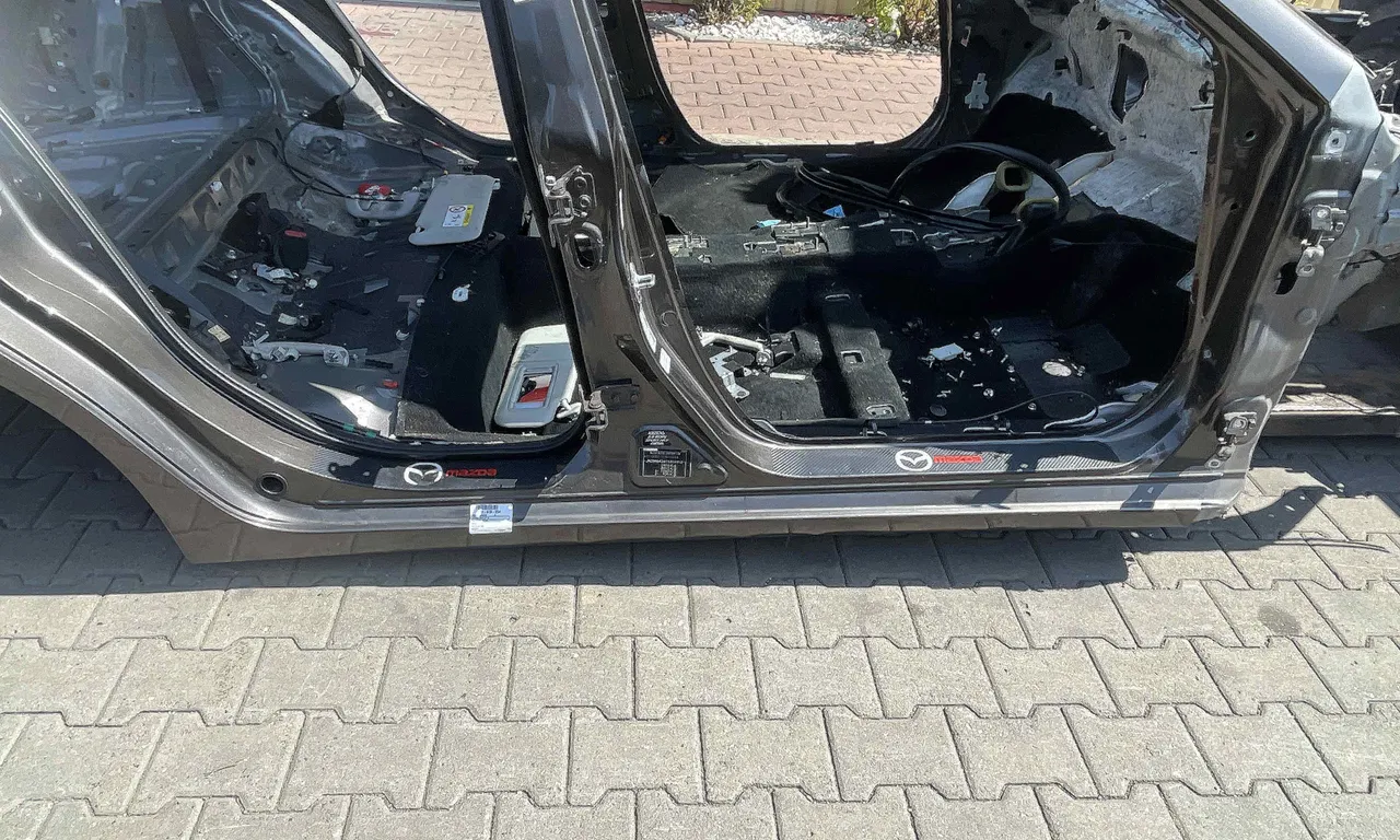 PRAG DREAPTA MAZDA 3 2013-2019