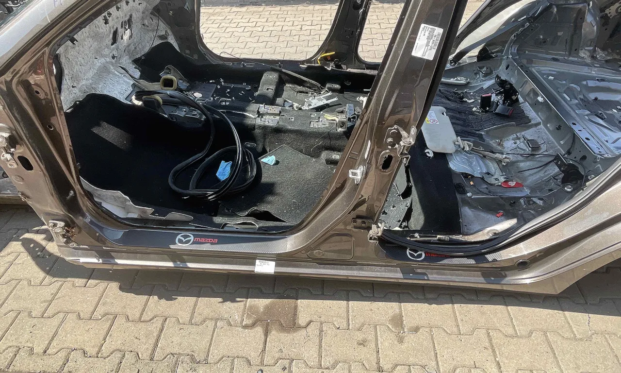 PRAG STANGA MAZDA 3 2013-2019
