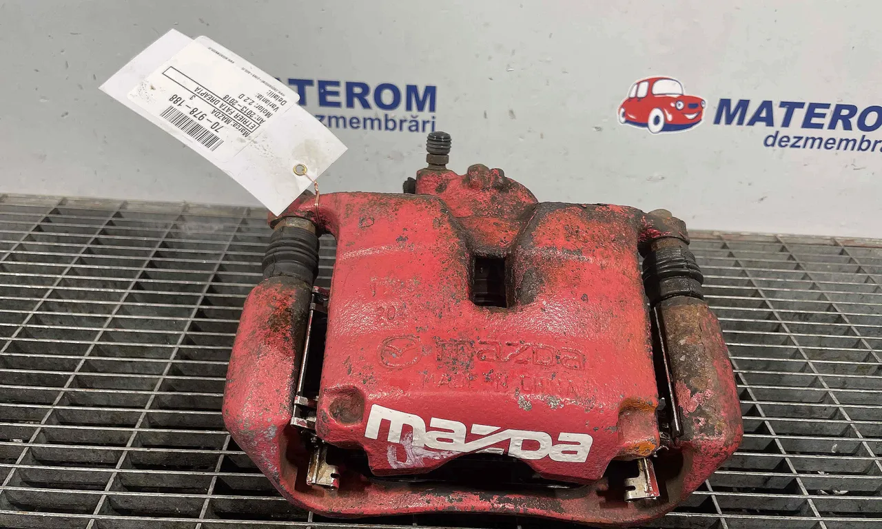 ETRIER FATA DREAPTA MAZDA 3 2013-2019