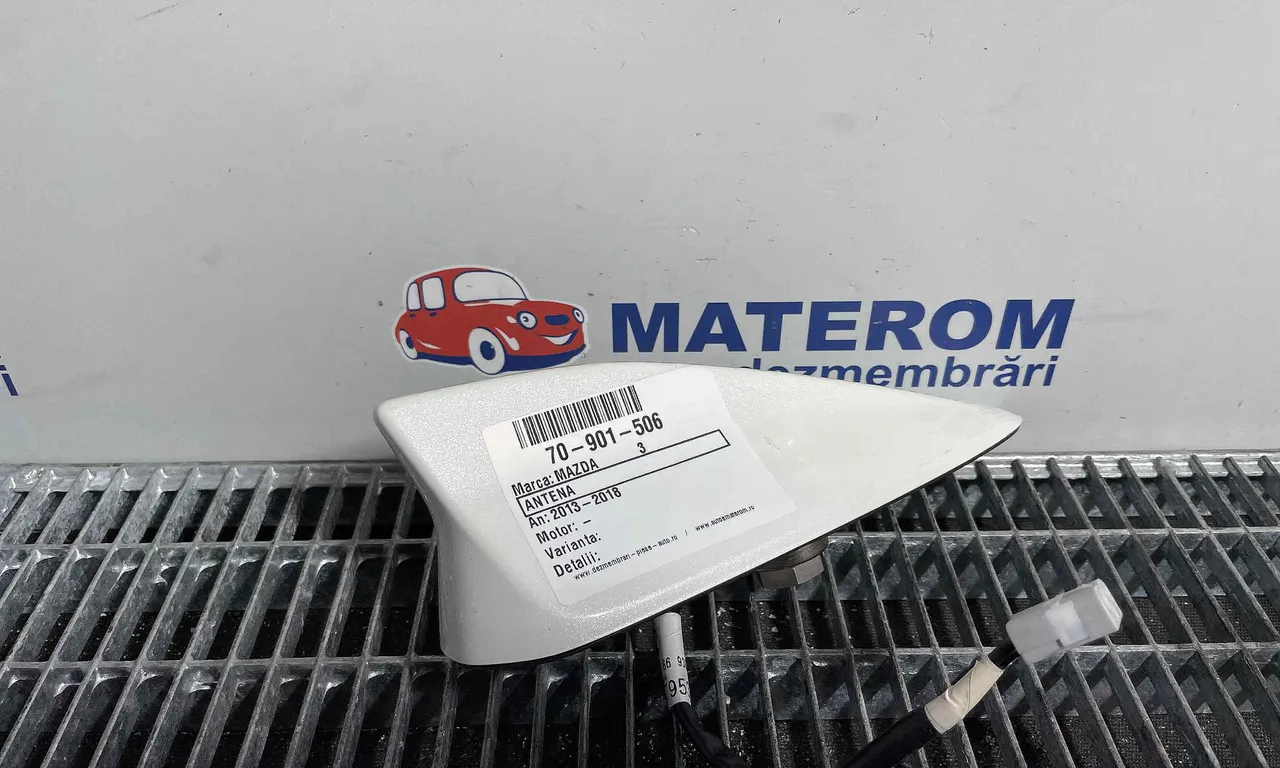 ANTENA MAZDA 3 2013-2019