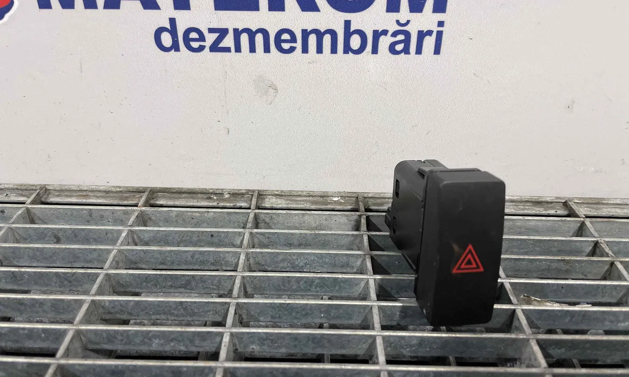 INTRERUPATOR AVARIE MAZDA 3 2013-2019