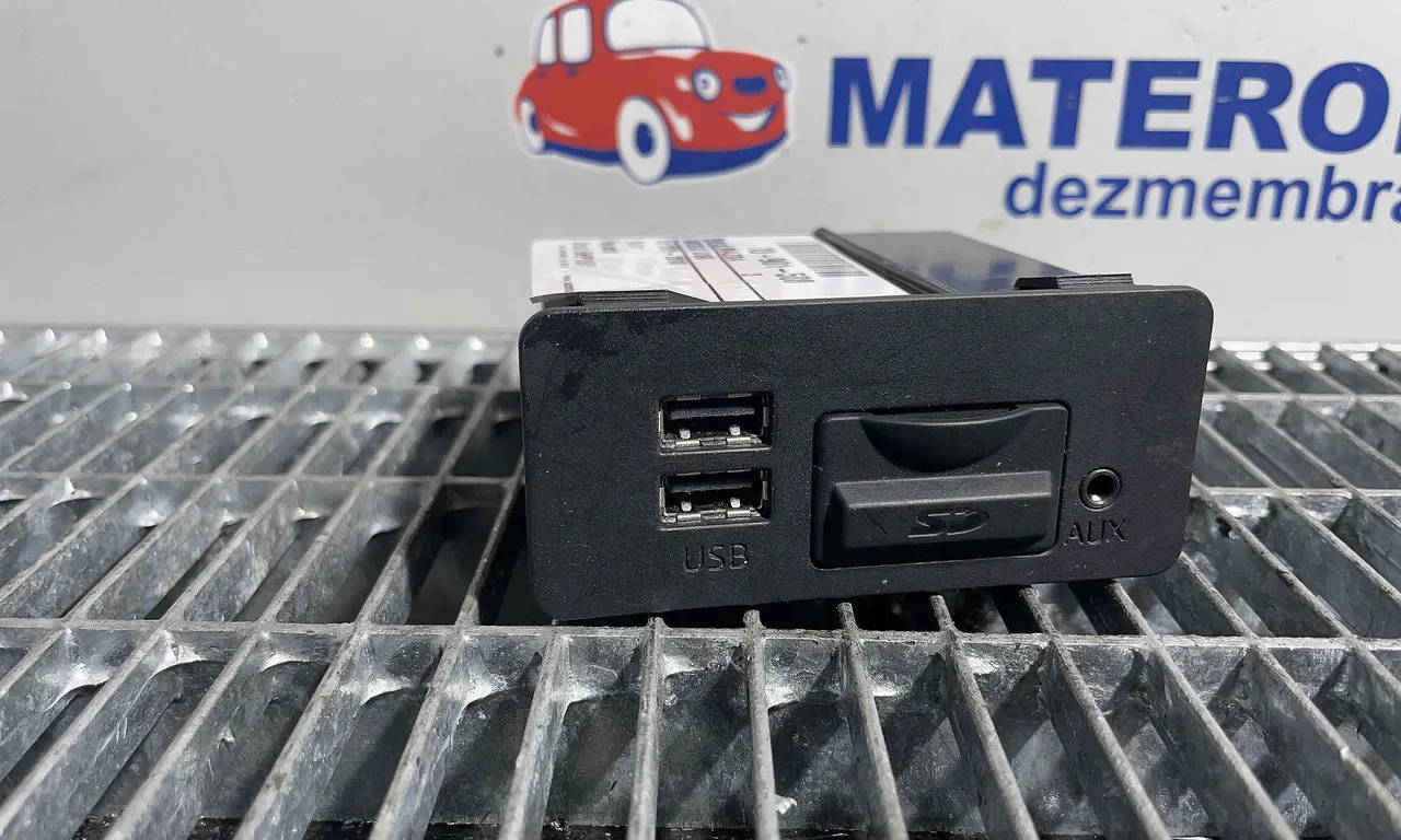 MODUL USB MAZDA 3 2013-2019
