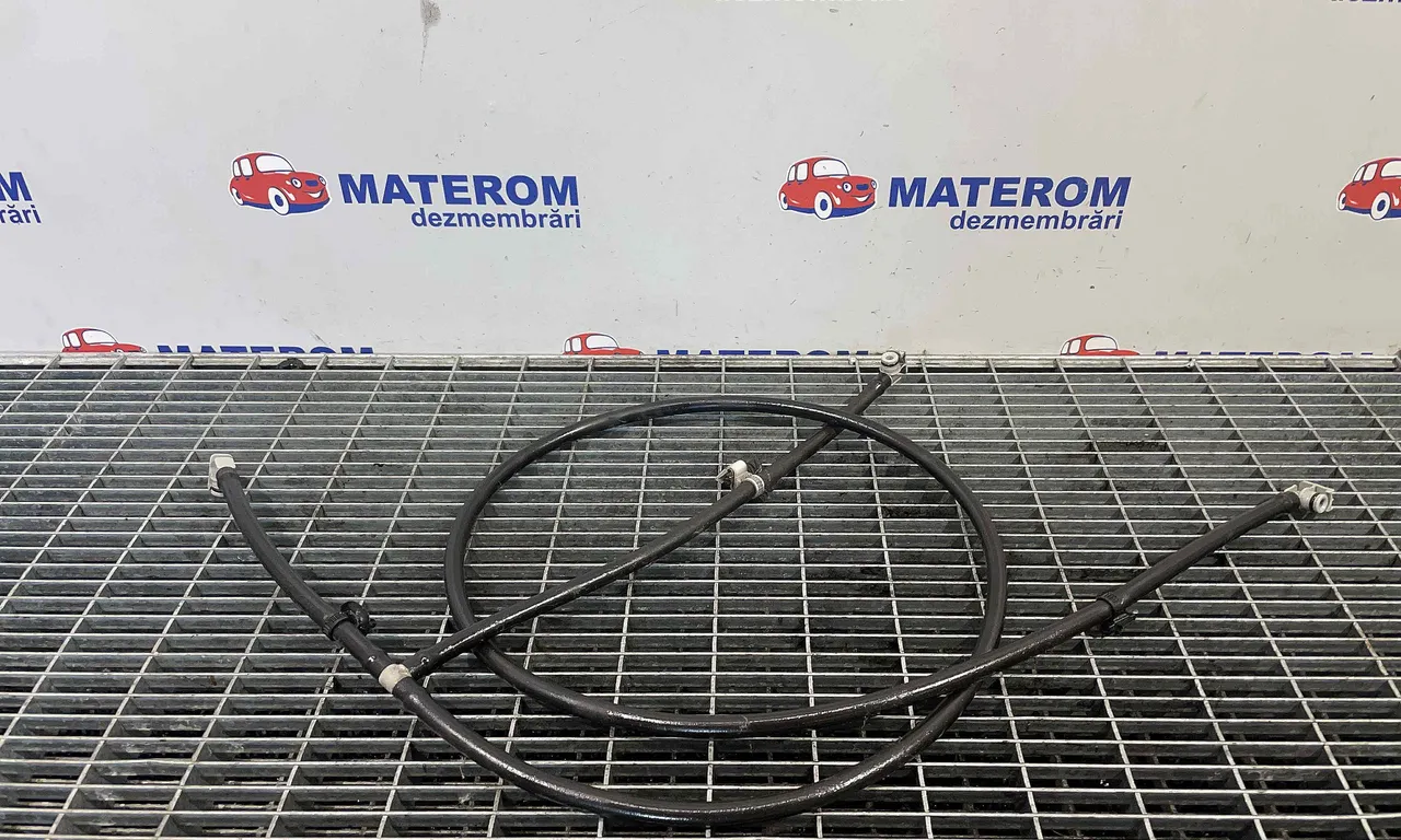FURTUN APA MAZDA 3 2013-2019