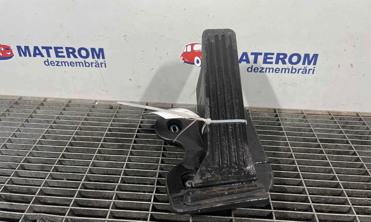 PEDALA ACCELERATIE MAZDA 3 2013-2019