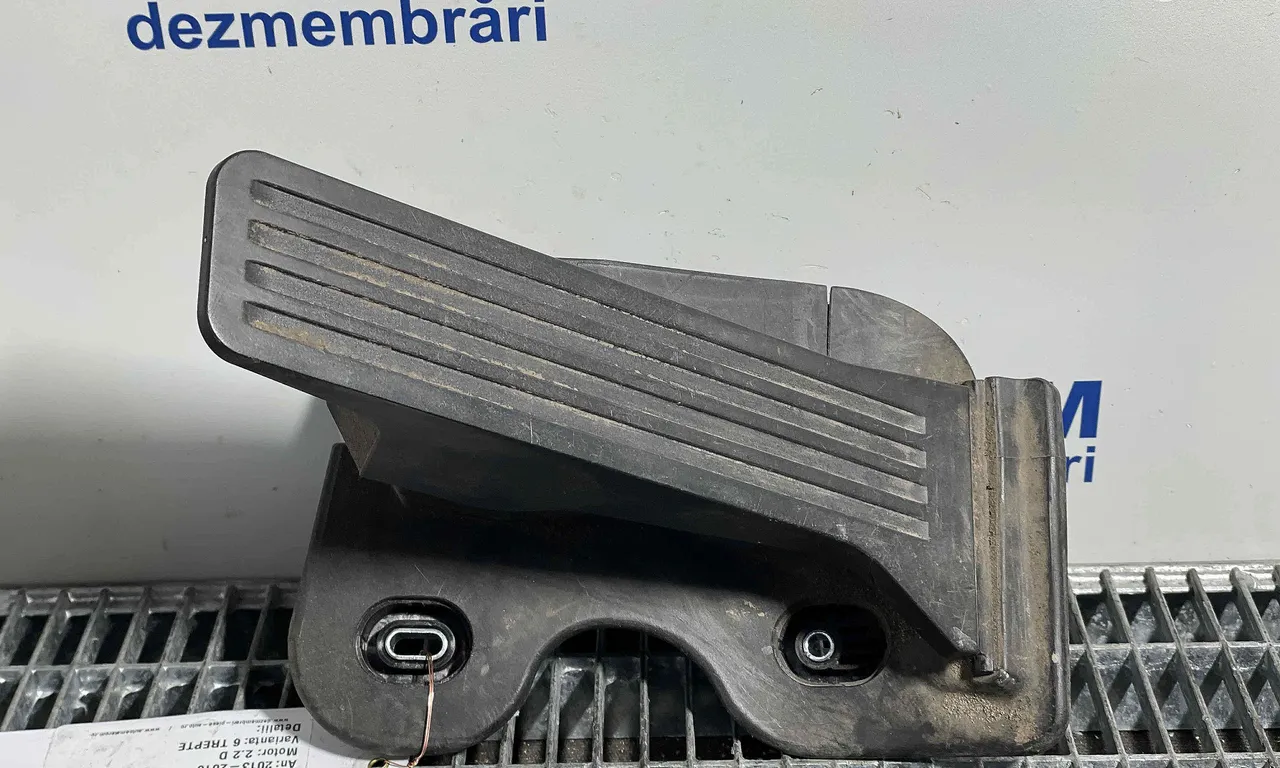 PEDALA ACCELERATIE MAZDA 3 2013-2019