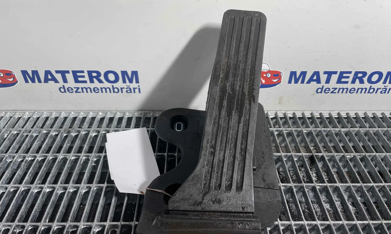 PEDALA ACCELERATIE MAZDA 3 2013-2019
