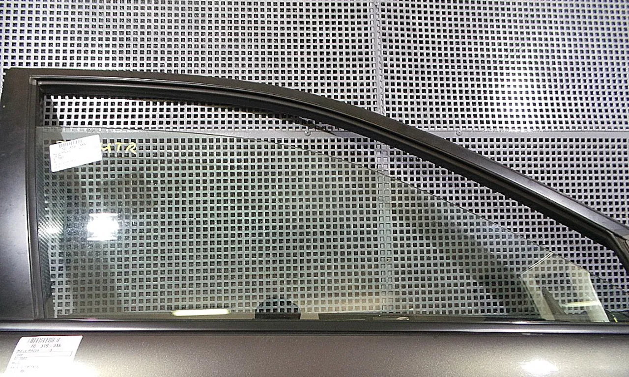 GEAM FATA DREAPTA MAZDA 6 2002-2008
