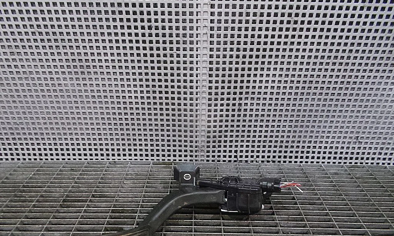 PEDALA ACCELERATIE MAZDA 6 2002-2008