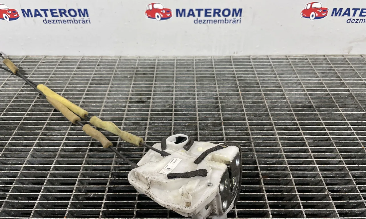 INCUIETOARE USA SPATE DREAPTA MAZDA 6 2007-2013