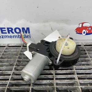 MOTORAS MACARA
