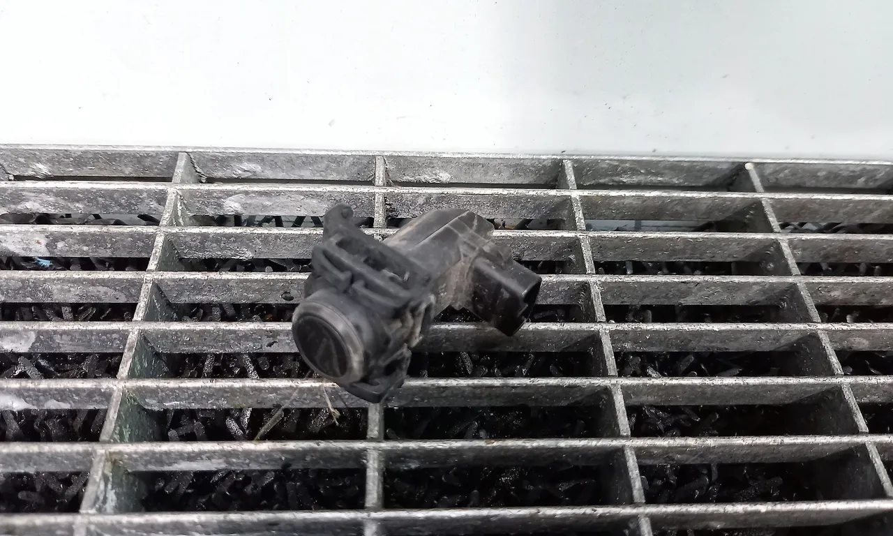SENZOR PARCARE FATA MAZDA 6 2007-2013